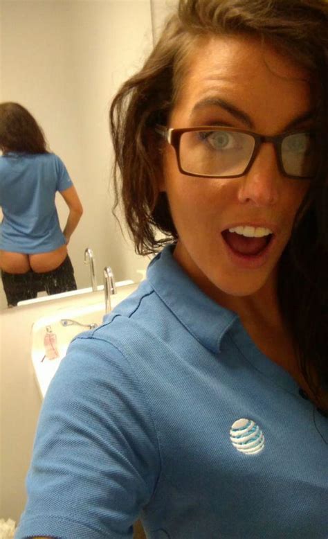 girls in micro bikinis|Chivettes bored at work (32 Photos)